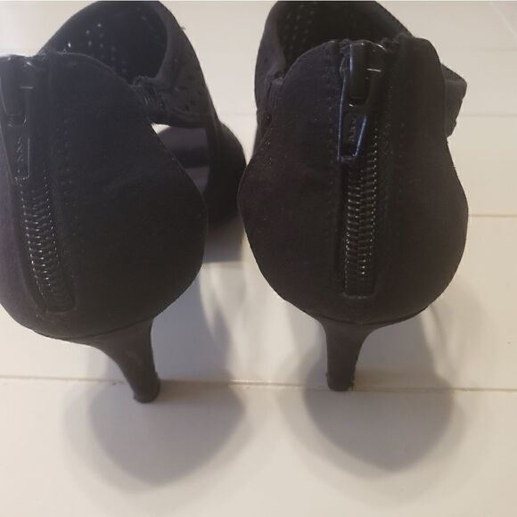 Style and Company Black Zip Heels - Picture 6 of 7